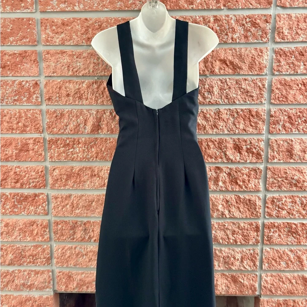 Elegant Black Evening Dress - Picture 13 of 13